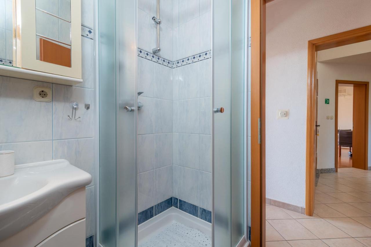 Comfortable Apartment Near The Sea Trogir Exteriér fotografie