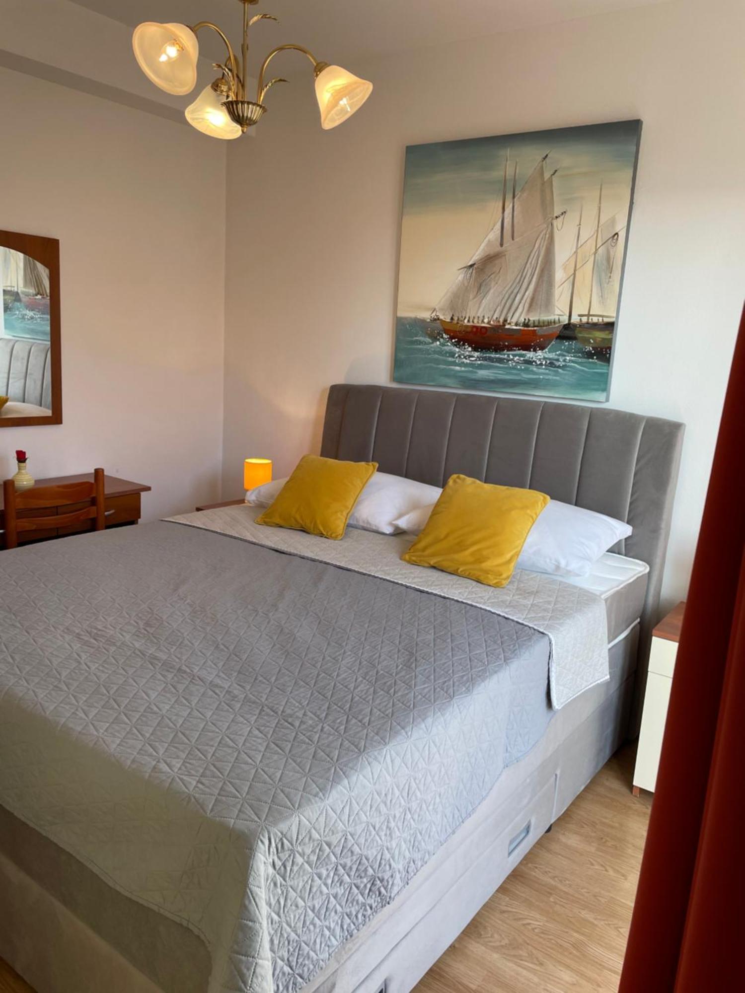 Comfortable Apartment Near The Sea Trogir Exteriér fotografie